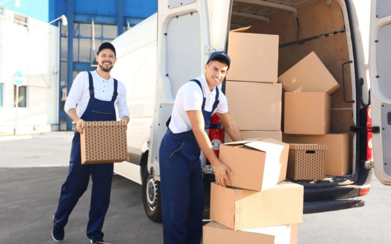 Top 7 Features to Look For While Choosing a Moving Company