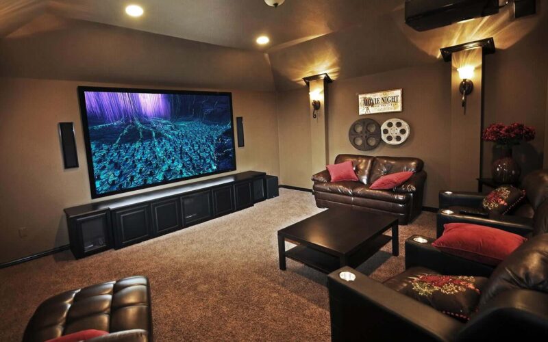 How to Create a Movie Theatre Experience at Home